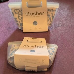 New Unused Stasher Bags Reusable Silicone Bag 4 Cup Bowl (2) Eco-friendly